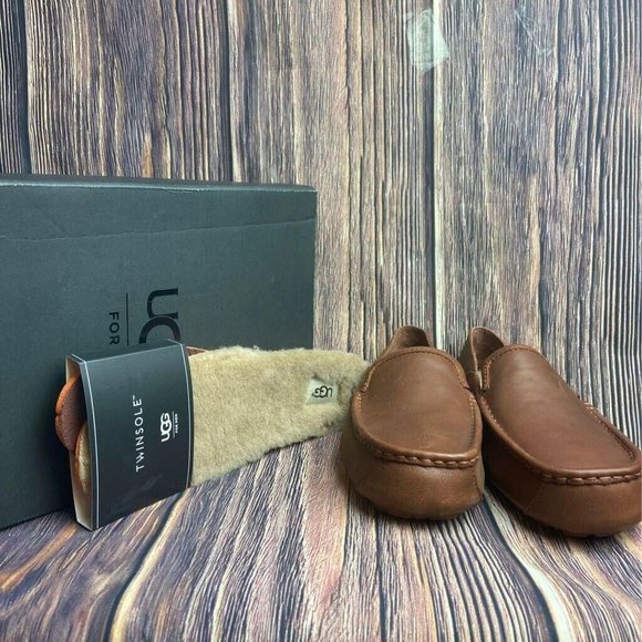 UGG Australia Mens Hunley Loafer Shoes Brown main image 9
